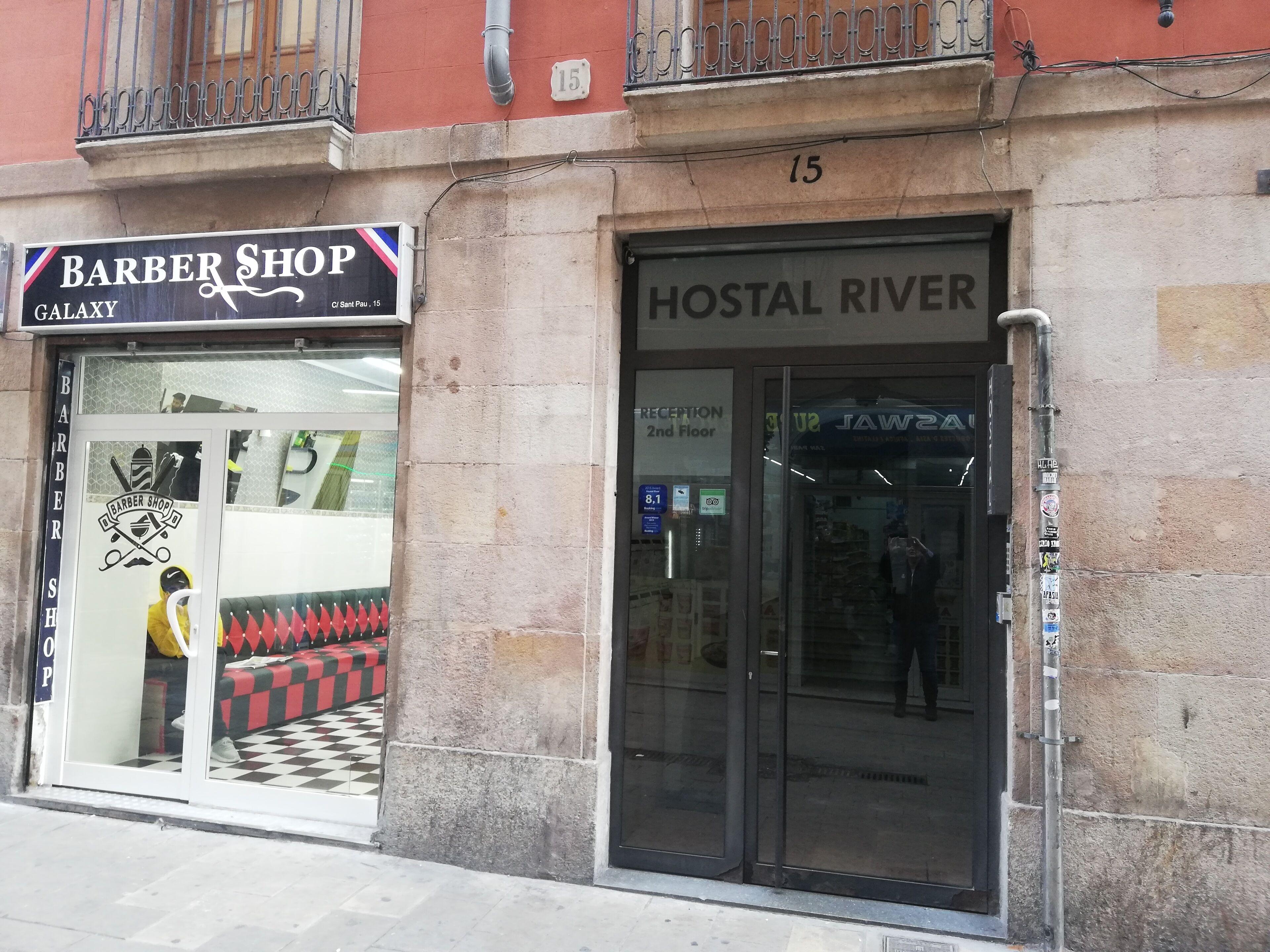 Hostal River — Fotos 1